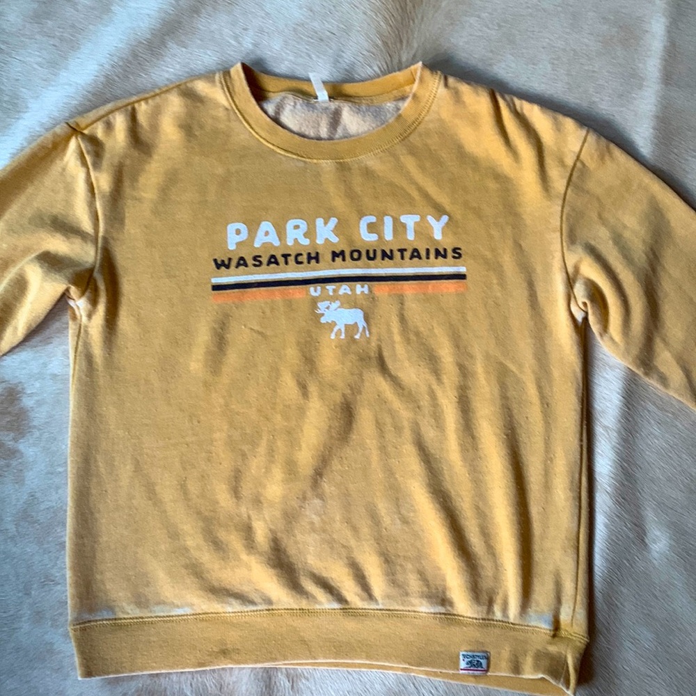 PARK CITY Wasatch Mountains UTAH Mustard Yellow Pullover DISTRESSED Sweatshirt